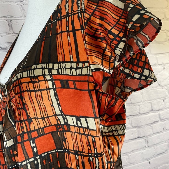Apt 9 Silky Geometric Top size Large - Picture 7 of 9